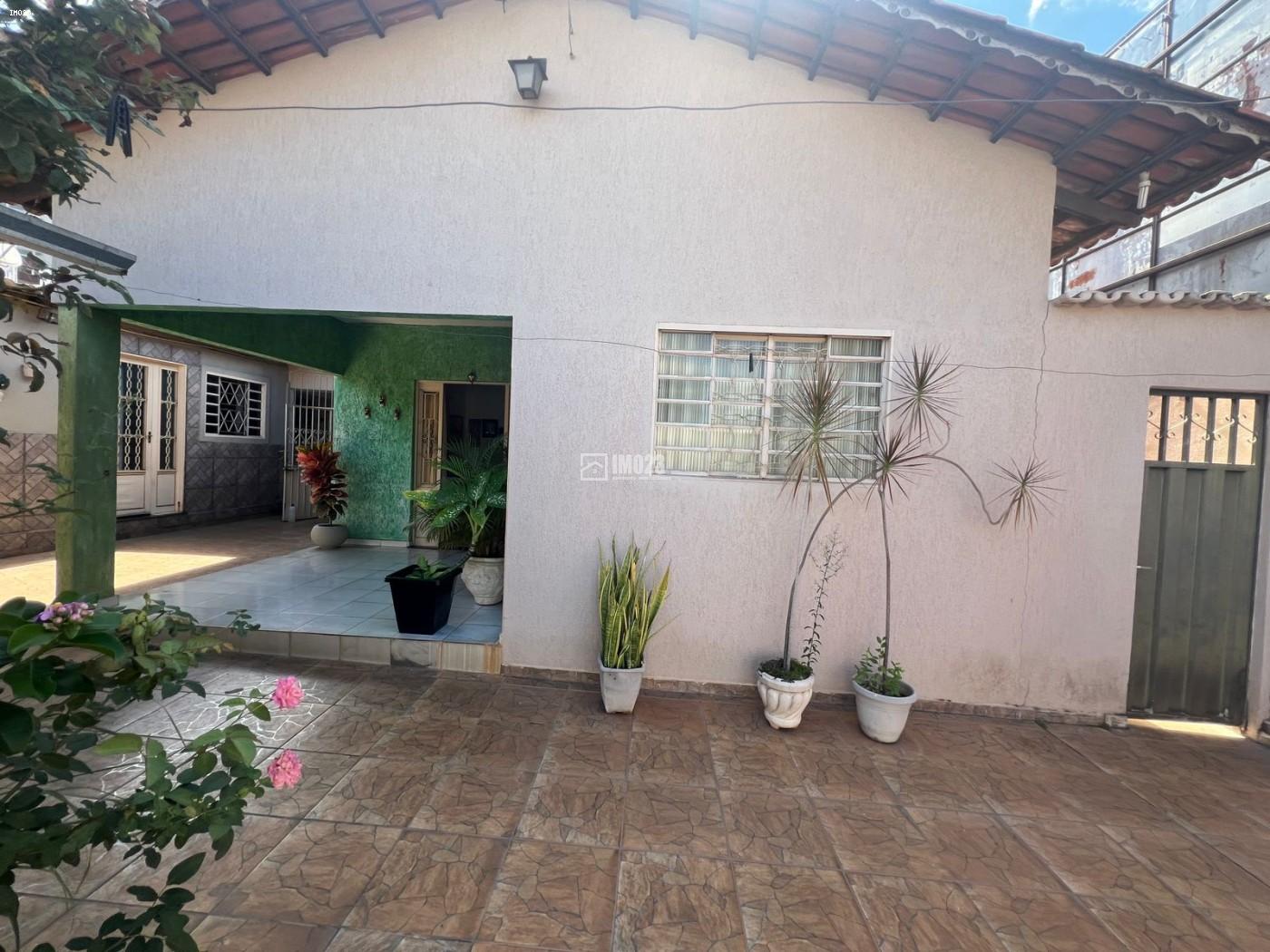 Prédio Inteiro - Foto 1