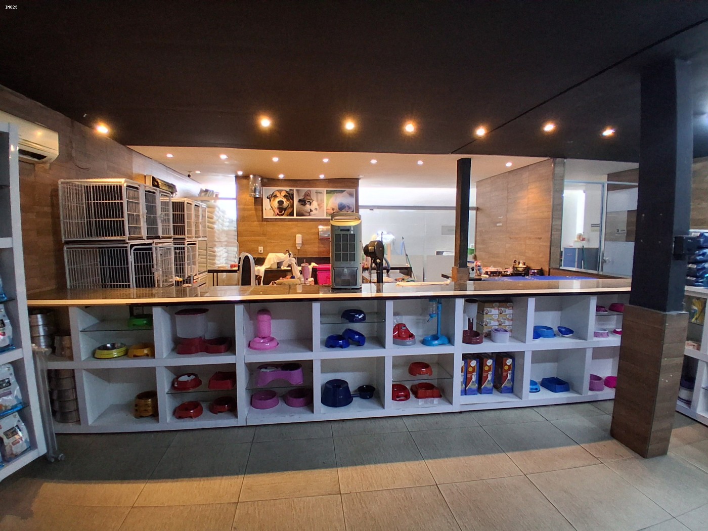 Prédio Inteiro - Foto 1