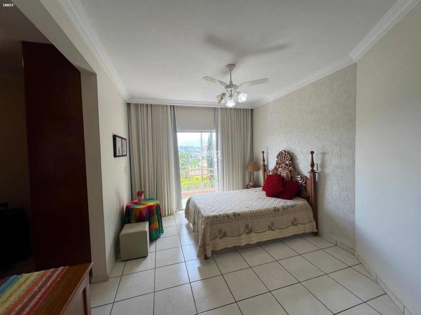 Sobrado, 3 quartos, 326 m² - Foto 13