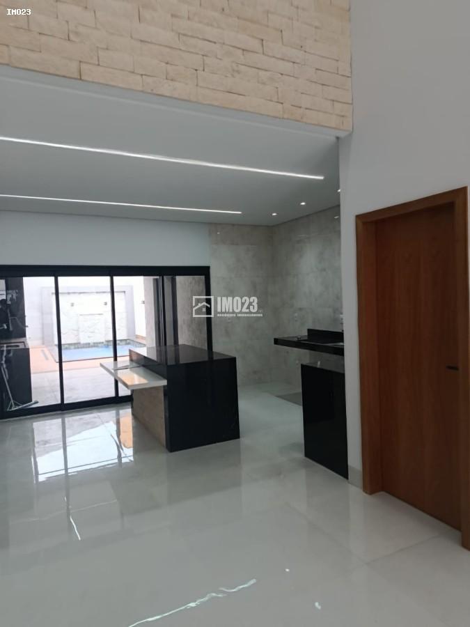 Casa, 3 quartos, 215 m² - Foto 1