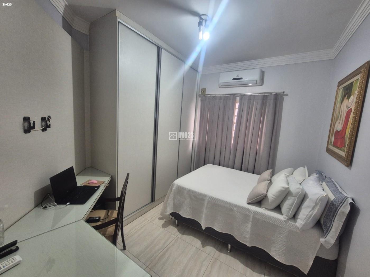 Casa, 4 quartos, 230 m² - Foto 4